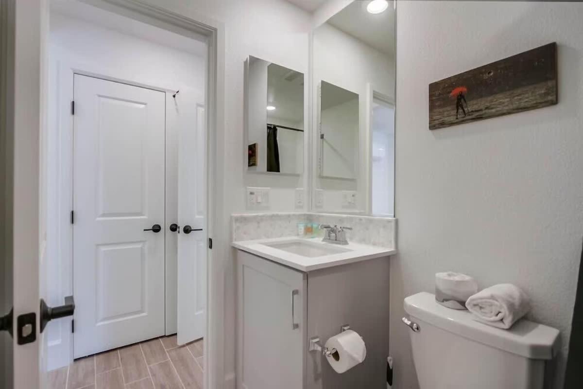 Holiday home Newer Construction Beauty Steps To Mission And Bay *