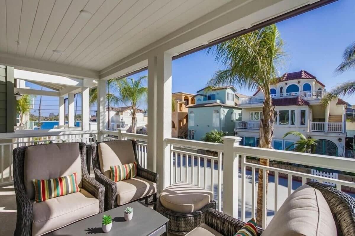 Holiday home Newer Construction Beauty Steps To Mission And Bay *