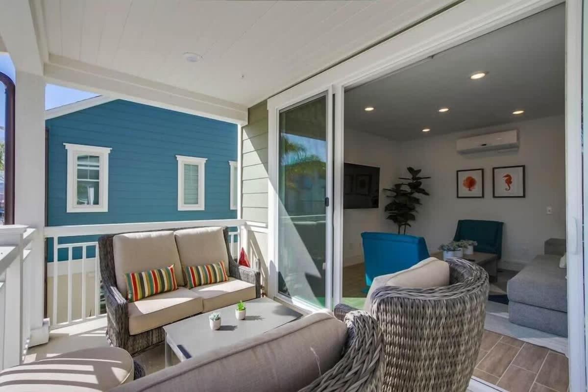 Newer Construction Beauty Steps To Mission And Bay * San Diego